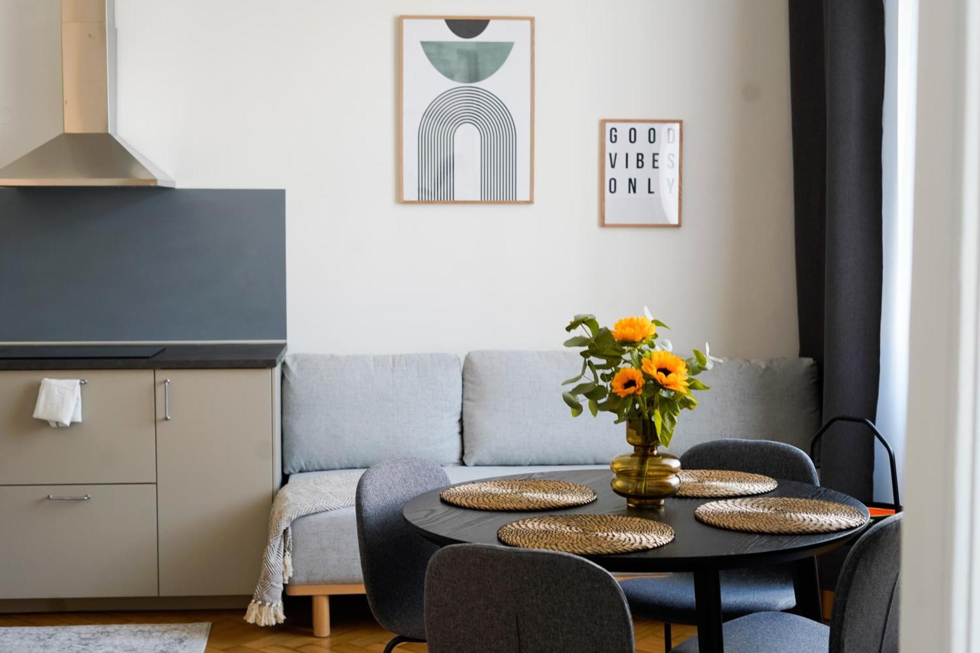 Apartment Dusni Superior ปราก ภายนอก รูปภาพ