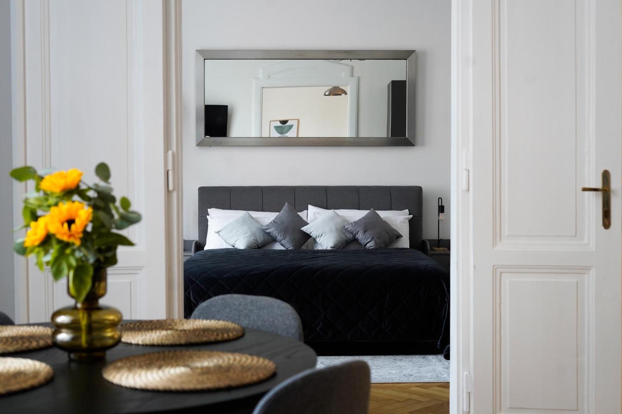 Apartment Dusni Superior ปราก ภายนอก รูปภาพ
